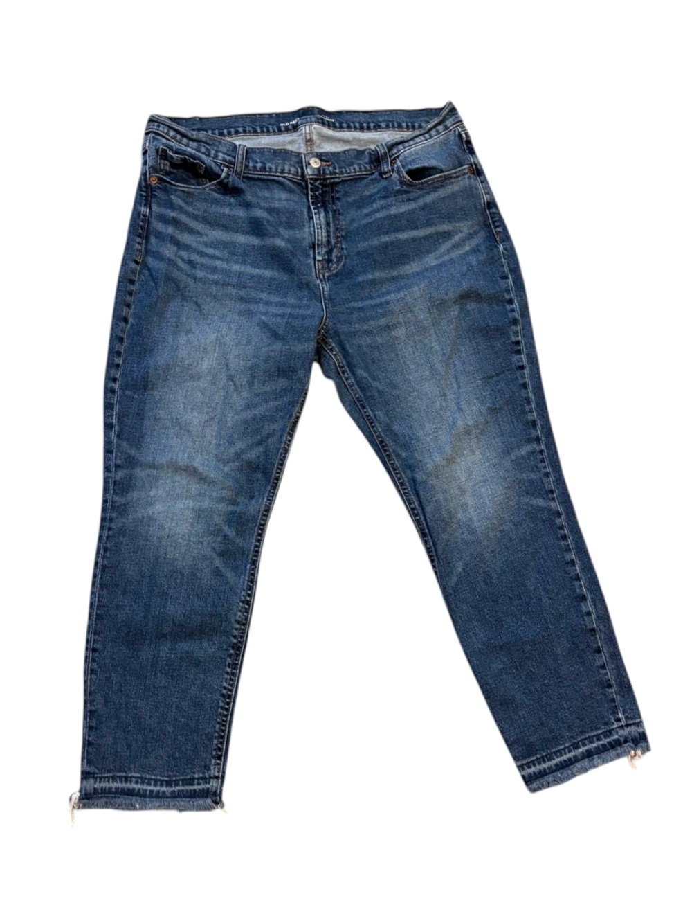 Old Navy Mid-Rise Boyfriend Jeans in Medium Blue Size 14